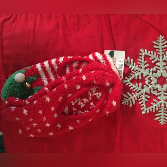 1 set of 2 pairs of Slipper Sock booties - Picture 5 of 9